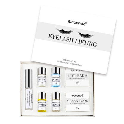 Mascara Lengthens 